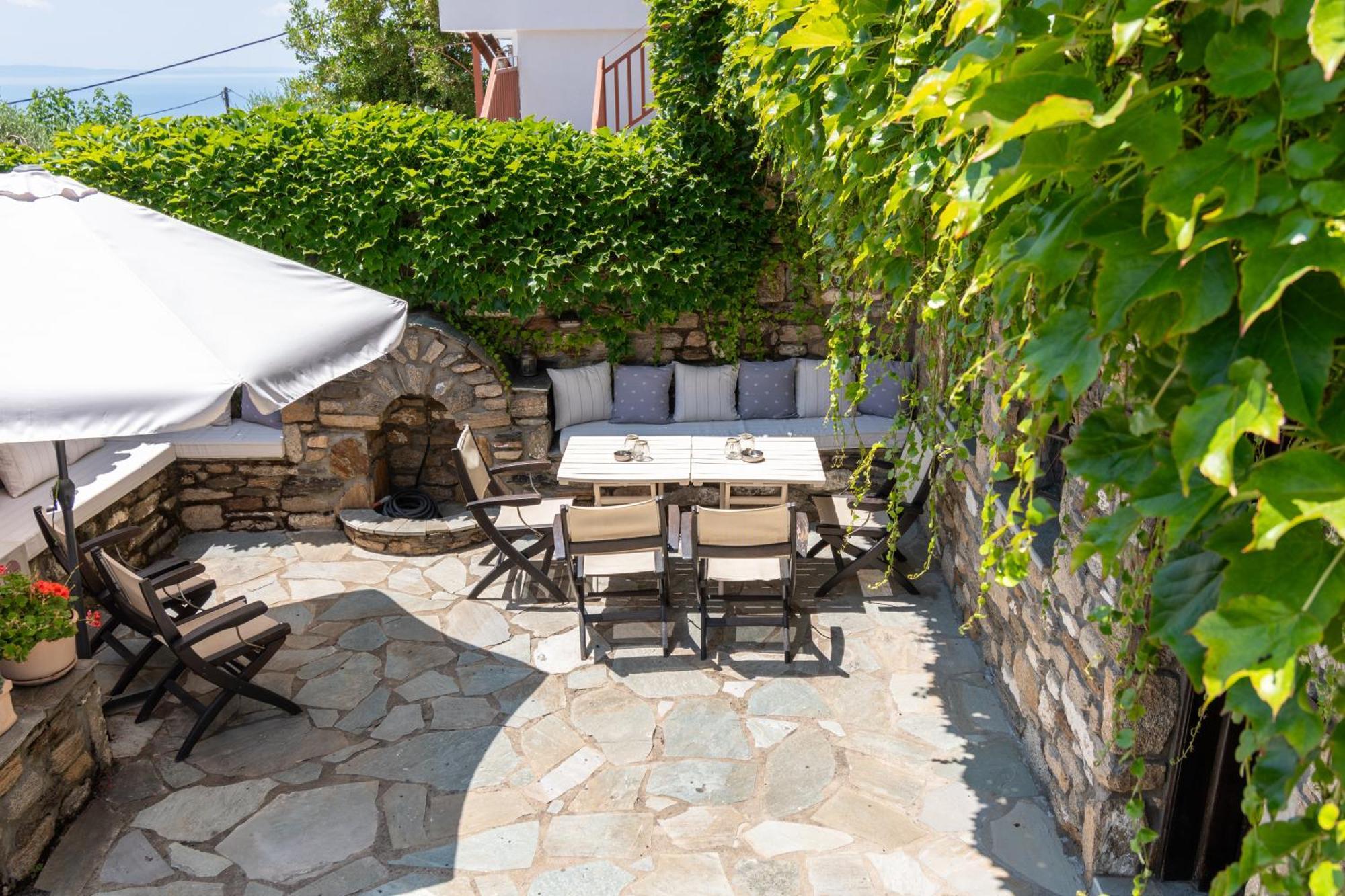 Oreiades Guesthouse Parthenon Bagian luar foto
